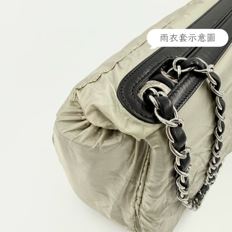 CHANEL - 黑色羊皮菱格銀釦雨衣機場包╻35CM-13