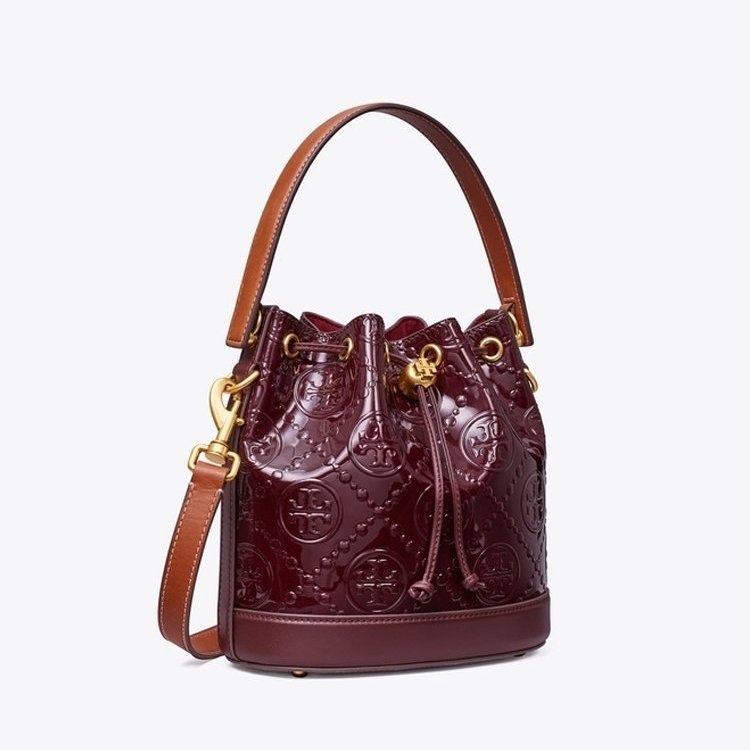 【TORY BURCH】漆皮浮雕LOGO素色束口水桶包/兩用包-酒紅-2