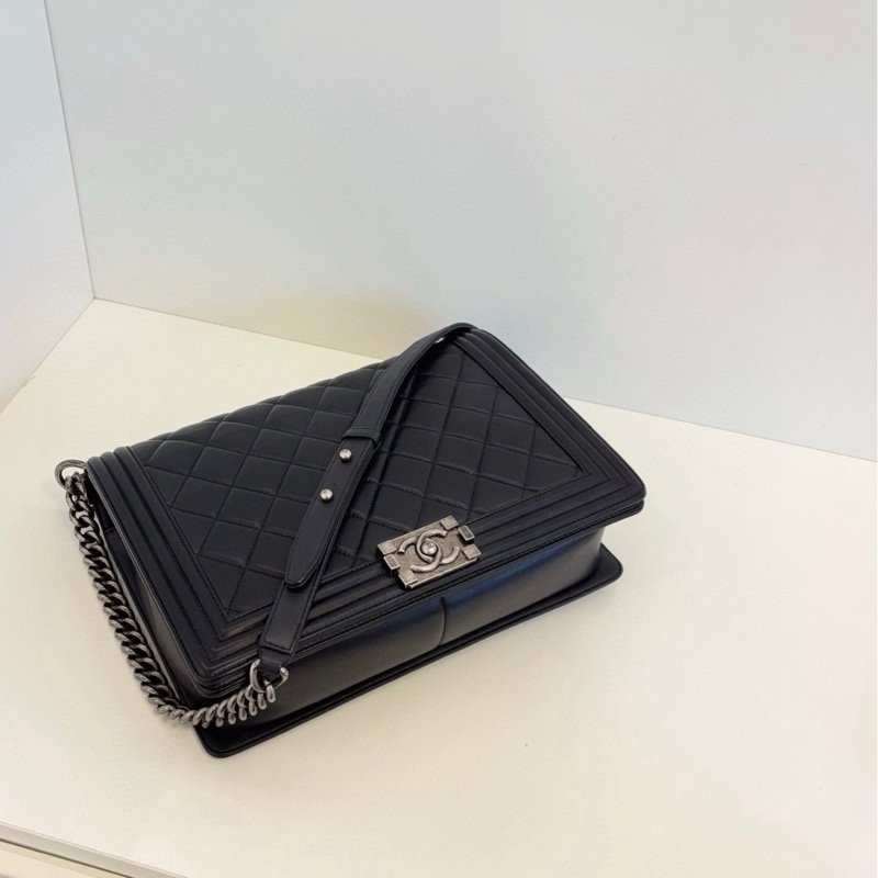 Chanel 香奈兒 黑銀光面牛皮中大號leboy-4