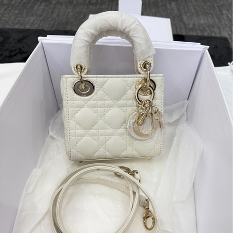 【全新✨ 全網最低價！】Dior/迪奧 Micro Lady Dior 戴妃包白金（下單前先詢問庫存❗️）