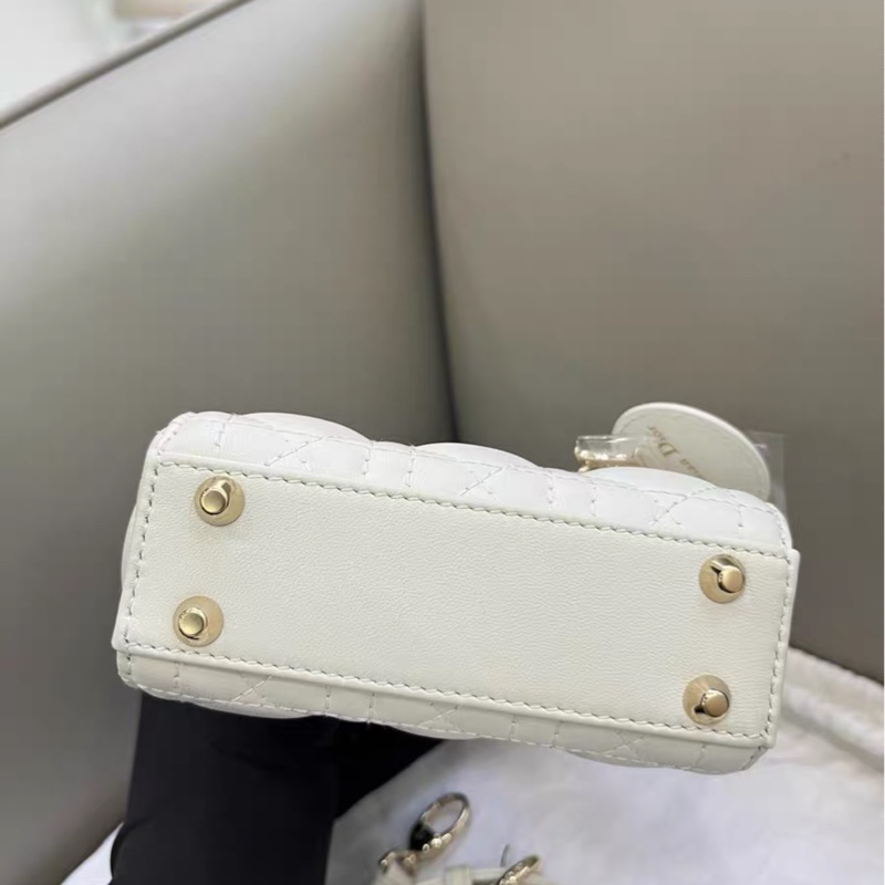 【全新✨ 全網最低價!】Dior/迪奧 Micro Lady Dior 戴妃包白金(下單前先詢問庫存❗️)-5