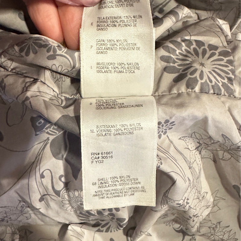 (正品幾乎全新少穿商品無為任何問題)The North Face北臉 女款小尺碼XS黑色保暖麵包羽絨連帽外套-15