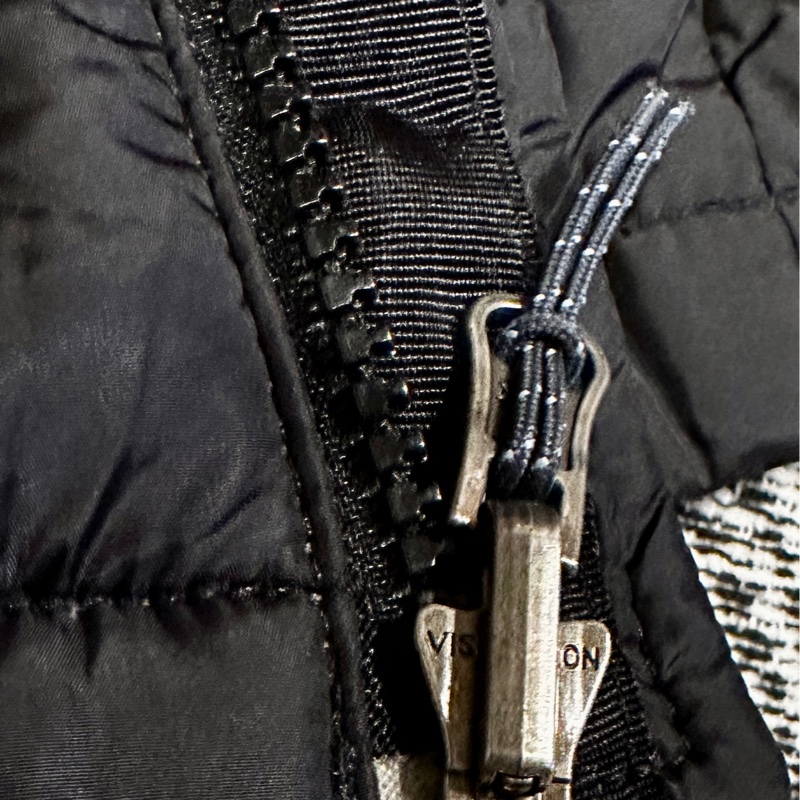 (正品幾乎全新少穿商品無為任何問題)The North Face北臉 女款小尺碼XS黑色保暖麵包羽絨連帽外套-18