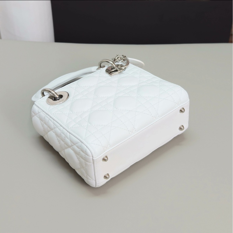 【全新✨ 全網最低價!】Dior/迪奧 Lady Dior 三格 戴妃包白銀(下單前先詢問庫存❗️)-4