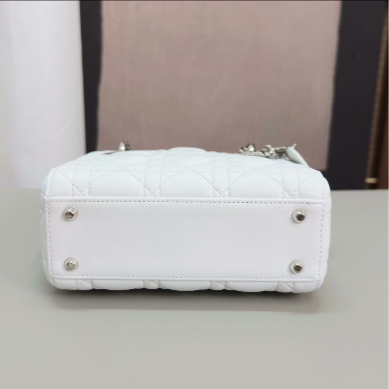 【全新✨ 全網最低價!】Dior/迪奧 Lady Dior 三格 戴妃包白銀(下單前先詢問庫存❗️)-5