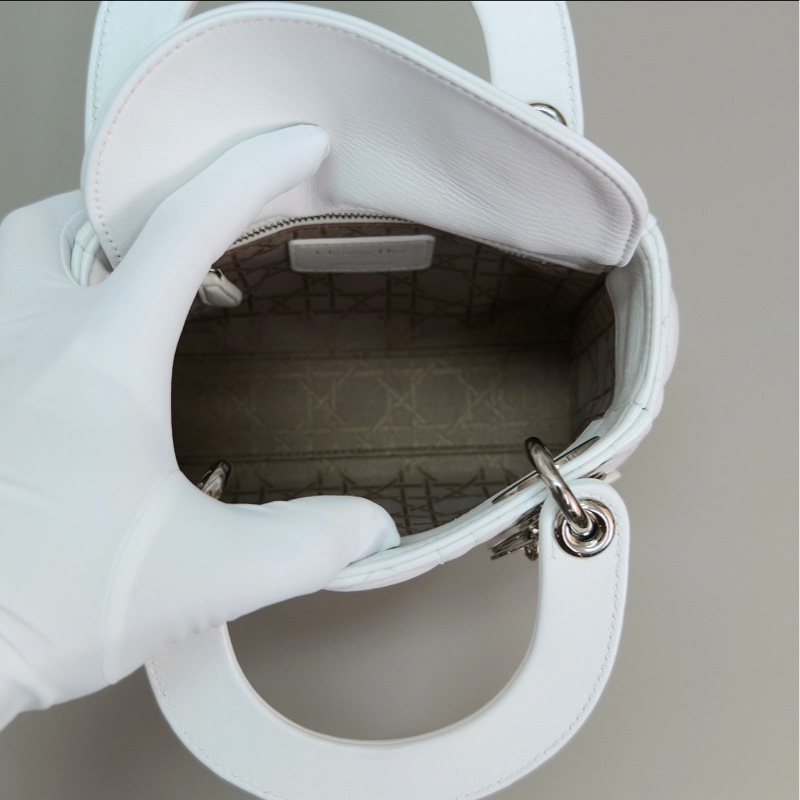 【全新✨ 全網最低價!】Dior/迪奧 Lady Dior 三格 戴妃包白銀(下單前先詢問庫存❗️)-6