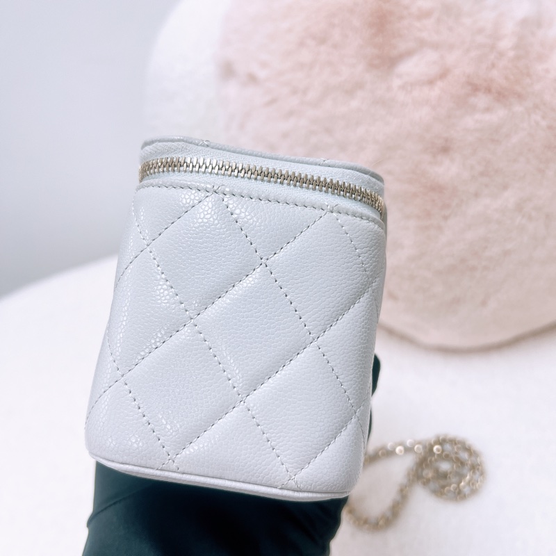 Chanel 淺灰牛皮 長盒子/化妝包-5