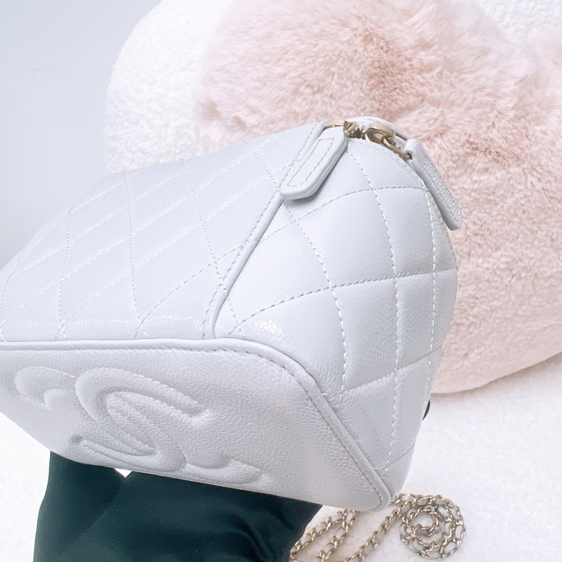 Chanel 淺灰牛皮 長盒子/化妝包-9