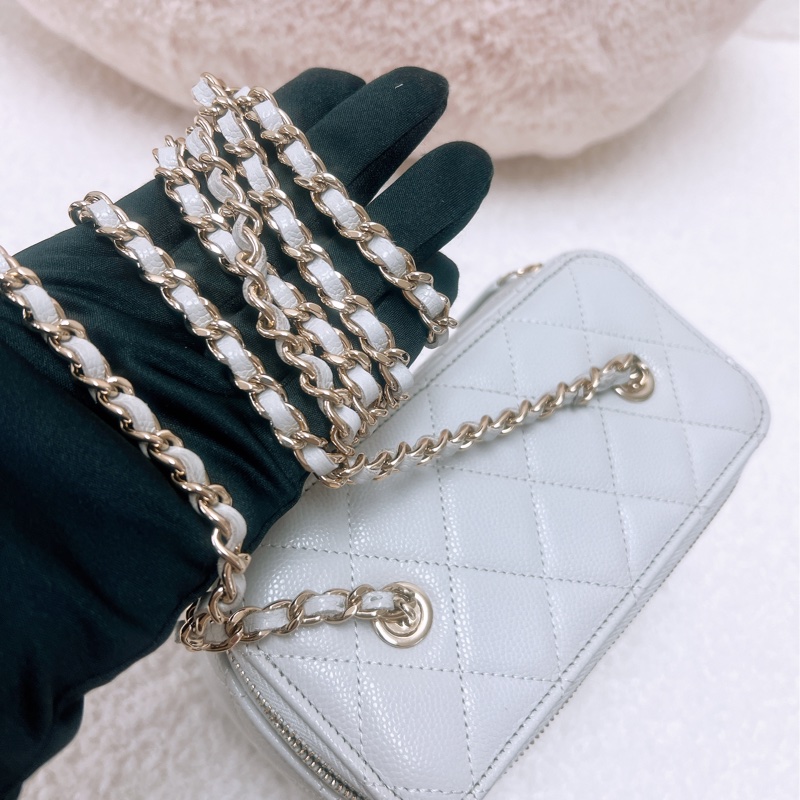 Chanel 淺灰牛皮 長盒子/化妝包-13