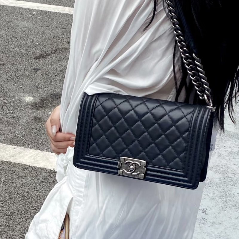 CHANEL - 黑色牛皮大菱格霧銀釦BOY手提斜背包 ╻25CM-2