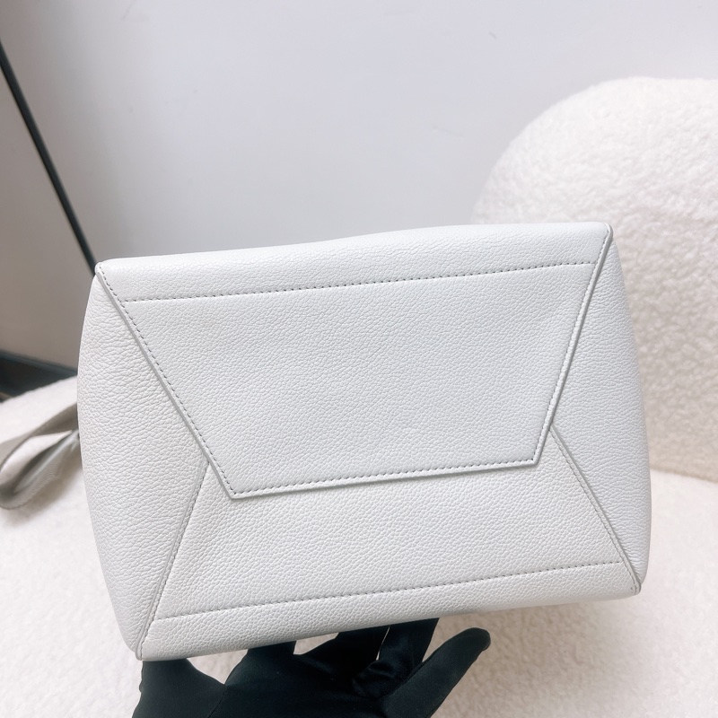 Celine sangle 奶白色水桶包-1