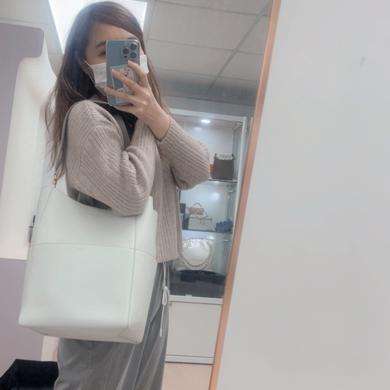 Celine sangle 奶白色水桶包-12