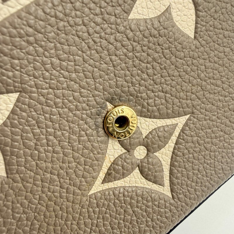 Louis Vuitton -斑鳩灰牛皮Félicie Pochette三合一斜背包-32