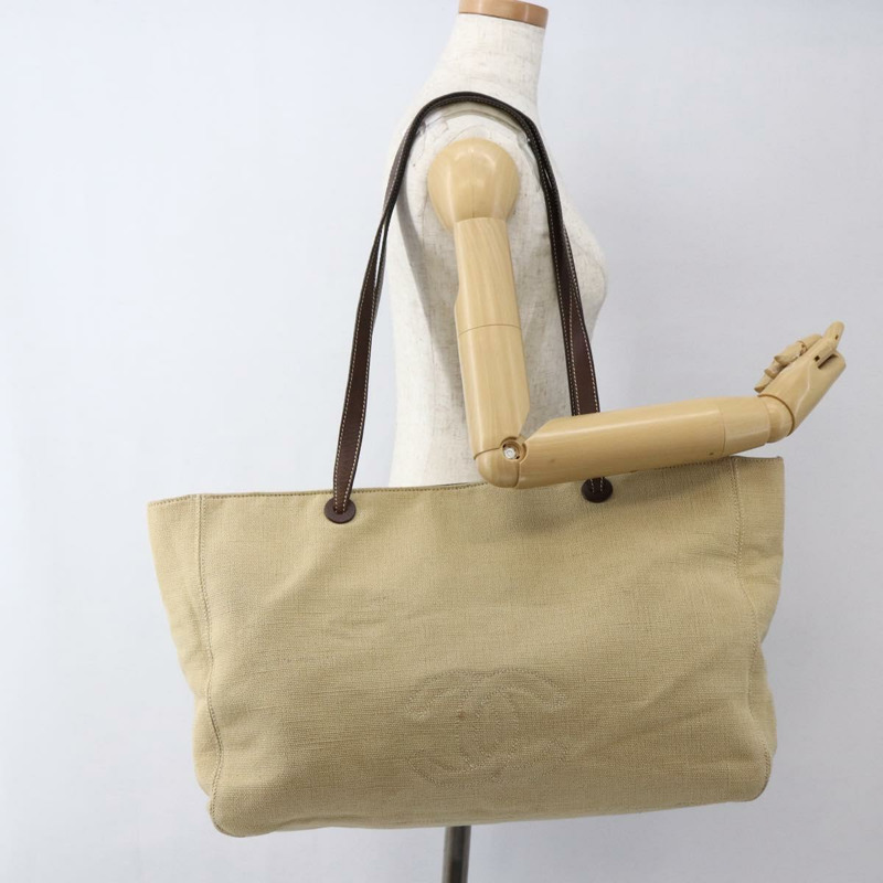 【日本直送】香奈兒帆布手提包 米色 金色 CC 標誌 Auth bs33123-22