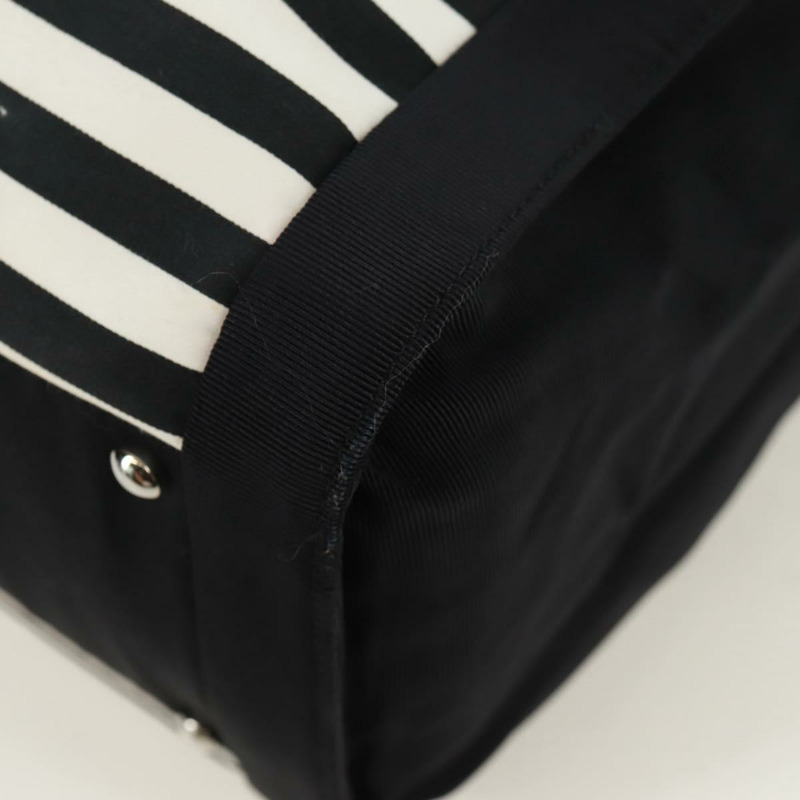 【日本直送】香奈兒 (CHANEL) 郵輪系列帆布手提包，黑色銀色雙C標誌，正品編號 168930SAV-13