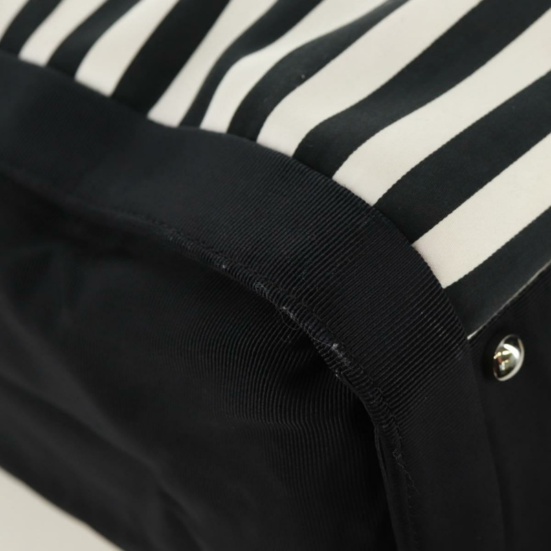 【日本直送】香奈兒 (CHANEL) 郵輪系列帆布手提包，黑色銀色雙C標誌，正品編號 168930SAV-14