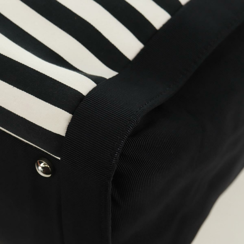 【日本直送】香奈兒 (CHANEL) 郵輪系列帆布手提包，黑色銀色雙C標誌，正品編號 168930SAV-15