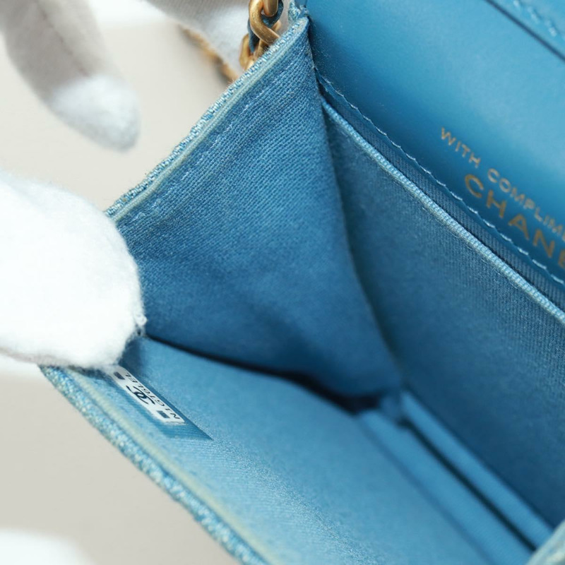 【日本直送】香奈兒 (CHANEL) 絎縫鏈條肩包，牛仔布淺藍色，金色雙C標誌，貨號 170909SAM-21
