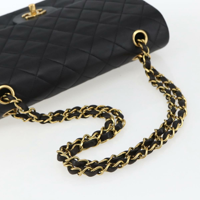 【日本直送】香奈兒 Matelasse 25 雙蓋鏈條包，羊皮材質，黑色，CC 標誌，正品 am10803SAM-6