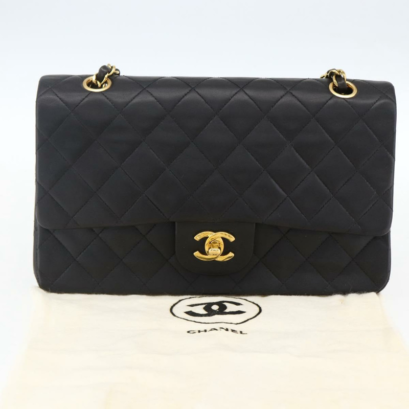 【日本直送】香奈兒 Matelasse 25 雙蓋鏈條包，羊皮材質，黑色，CC 標誌，正品 am10803SAM-11