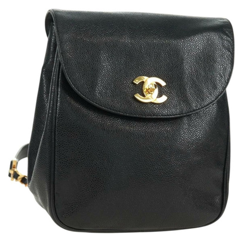 香奈兒 COCO 標誌雙肩包，魚子醬紋皮革，黑色，金色 CC 標誌，正品 SK008SV