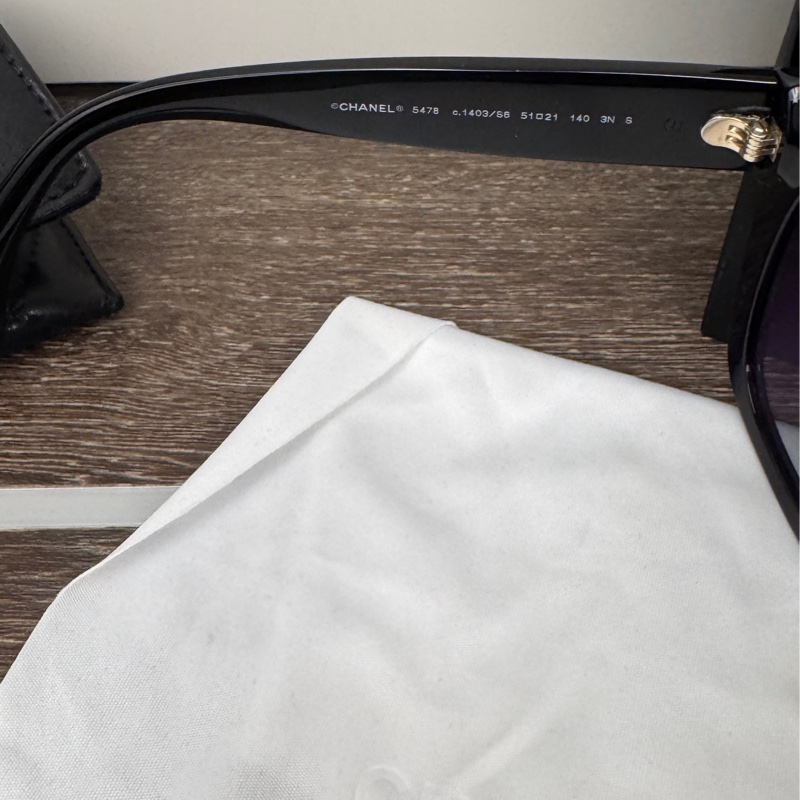 近全新Chanel香奈兒明星同款 基本款經典爆款黑銀logo黑框小臉太陽眼鏡 墨鏡-2