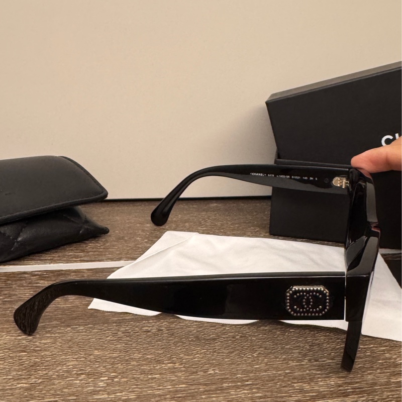 近全新Chanel香奈兒明星同款 基本款經典爆款黑銀logo黑框小臉太陽眼鏡 墨鏡-4