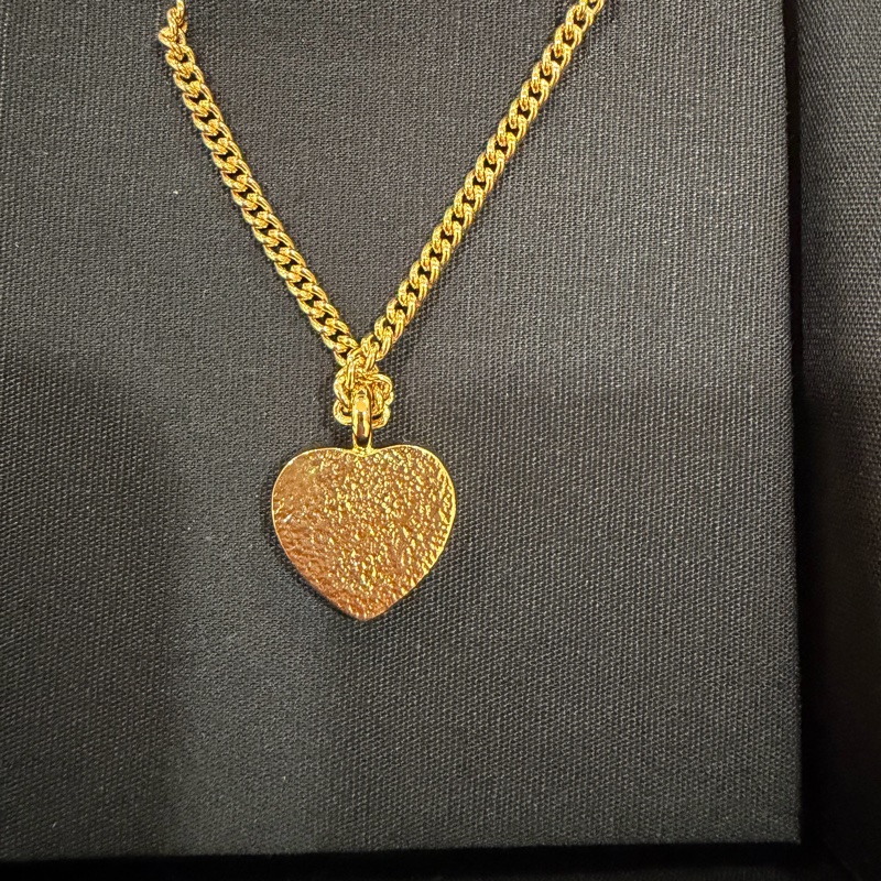 CHANEL 愛心珐瑯水鑽雙C金鍊-2