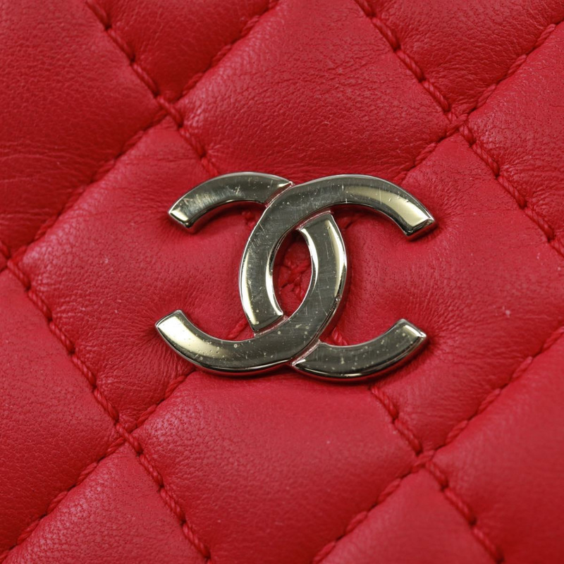 【日本直送】香奈兒 (CHANEL) 絎縫鏈條肩背包，粉紅銀色雙C標誌皮革款，貨號 171159SAM-17