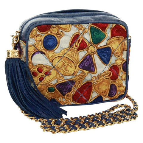 香奈兒 (CHANEL) 絎縫鏈條肩背包，絲綢材質，多色金色雙C標誌，正品編號 172070SAV