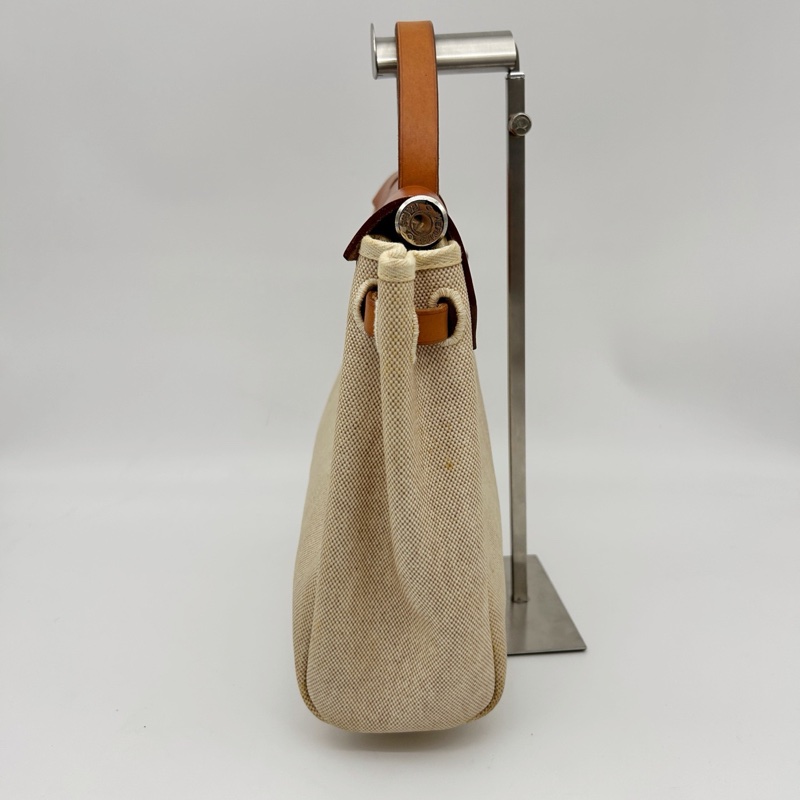 「JL精品代購」愛馬仕米色帆布拼皮2way herbag小號 附黑色替換袋-6