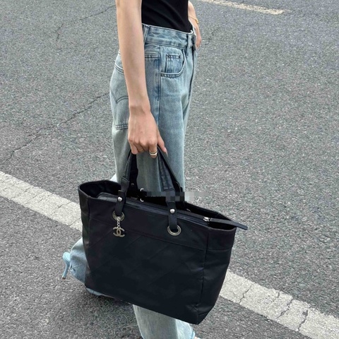 【復古型格✨ 90%新✨全網最低價】Chanel托特黑銀帆布 購物袋｜手提包 大號