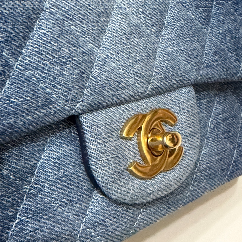 914intheair精品代購『限量品閒置』Chanel 香奈兒 漸層牛仔 大mini CF 20cm classic flag牛仔包-9