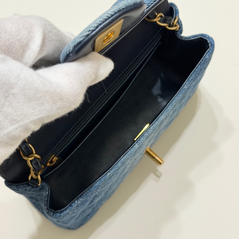914intheair精品代購『限量品閒置』Chanel 香奈兒 漸層牛仔 大mini CF 20cm classic flag牛仔包-24
