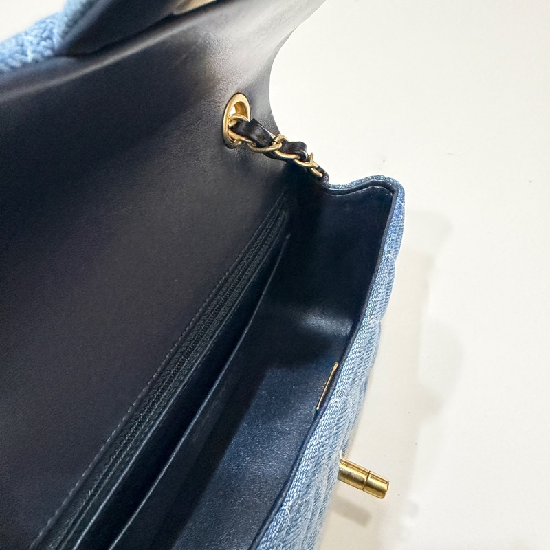 914intheair精品代購『限量品閒置』Chanel 香奈兒 漸層牛仔 大mini CF 20cm classic flag牛仔包-30