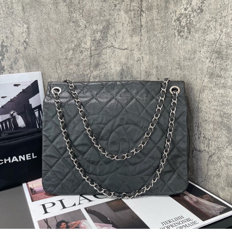 【平替GST❗️全網最低價✨】Chanel 香奈兒 黑灰色油蠟皮 機場包-1