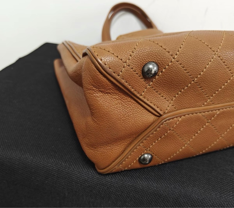 【97新 ✨ 全網最低價!】中古 chanel香奈兒 琺瑯扣托特包小號 棕色2 way手提包 單肩包(下單前先詢問庫存❗️)-2