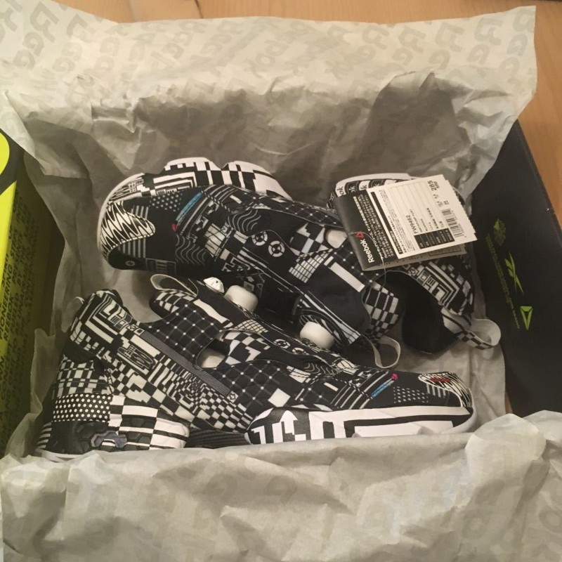 全新Reebok 黑色與白色 x K e n z o Minami Instapump Fury/US10.5號-4