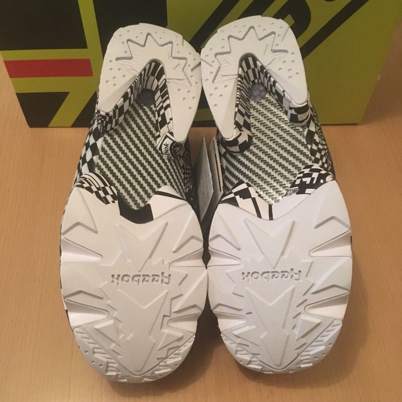全新Reebok 黑色與白色 x K e n z o Minami Instapump Fury/US10.5號-8