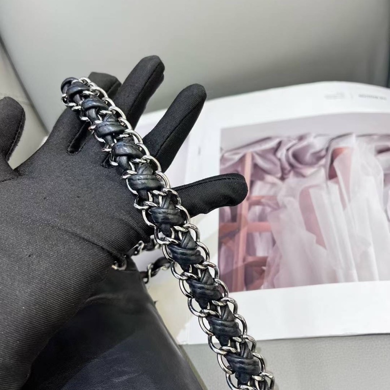 Chanel香奈兒滾邊南瓜機場腋下包 10開無卡 25×14-7