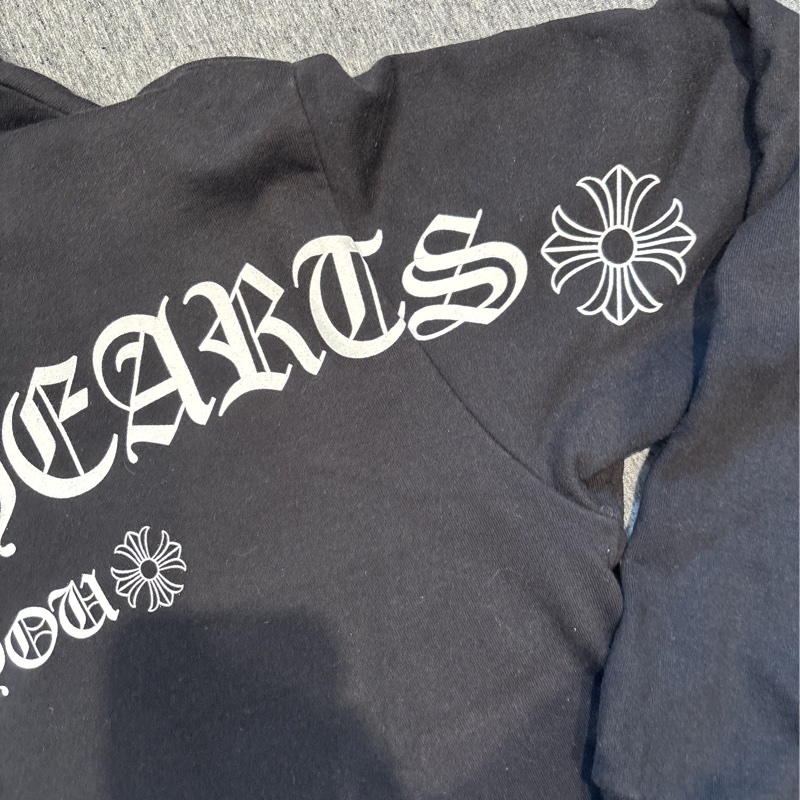 Chrome Hearts 背後超大字樣帽外套 M-11