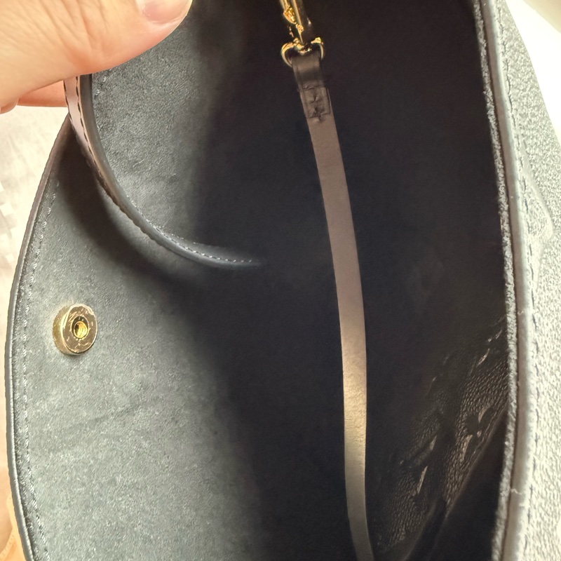 LV all in bb黑色-9