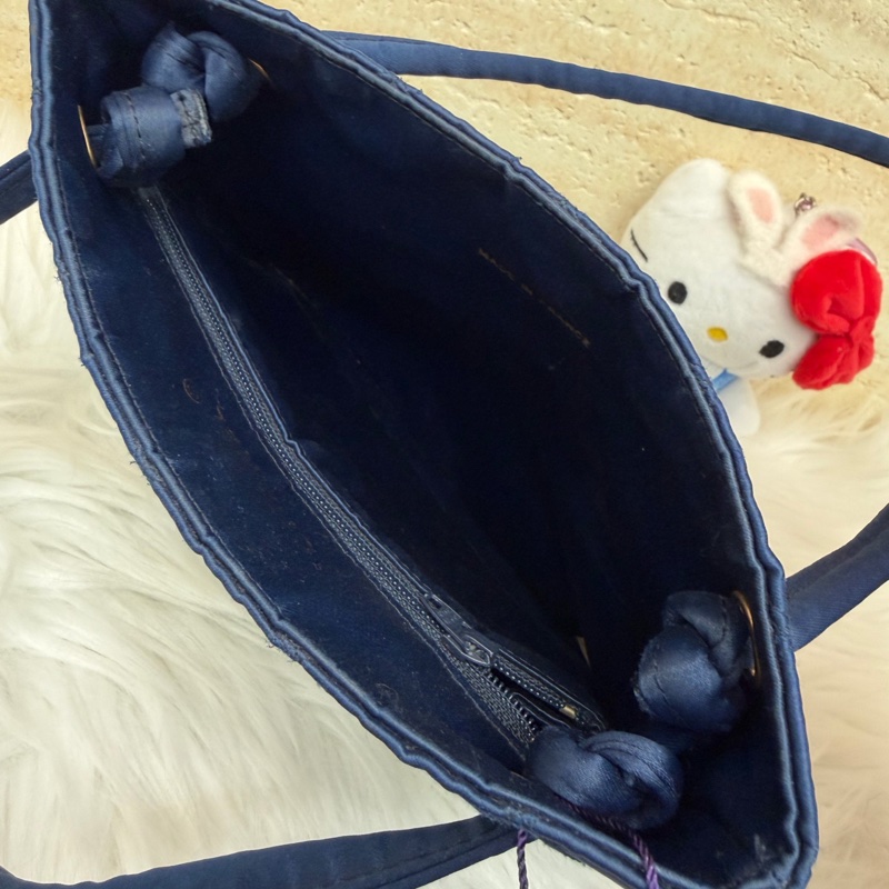 Chanel • 藍色緞面鑽釦晚宴包-9