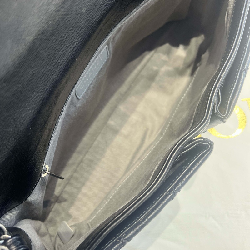 Chanel • 黑色外縫線牛皮雙口袋機場包 全網最低-29