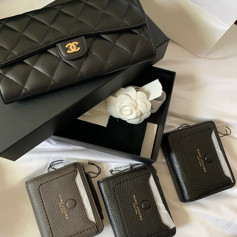 現貨 誠可議 全新正品 Marc Jacobs MJ 短夾 荔枝紋錢包 鈕扣皮夾 黑色 送禮 禮物 情人節 母親節