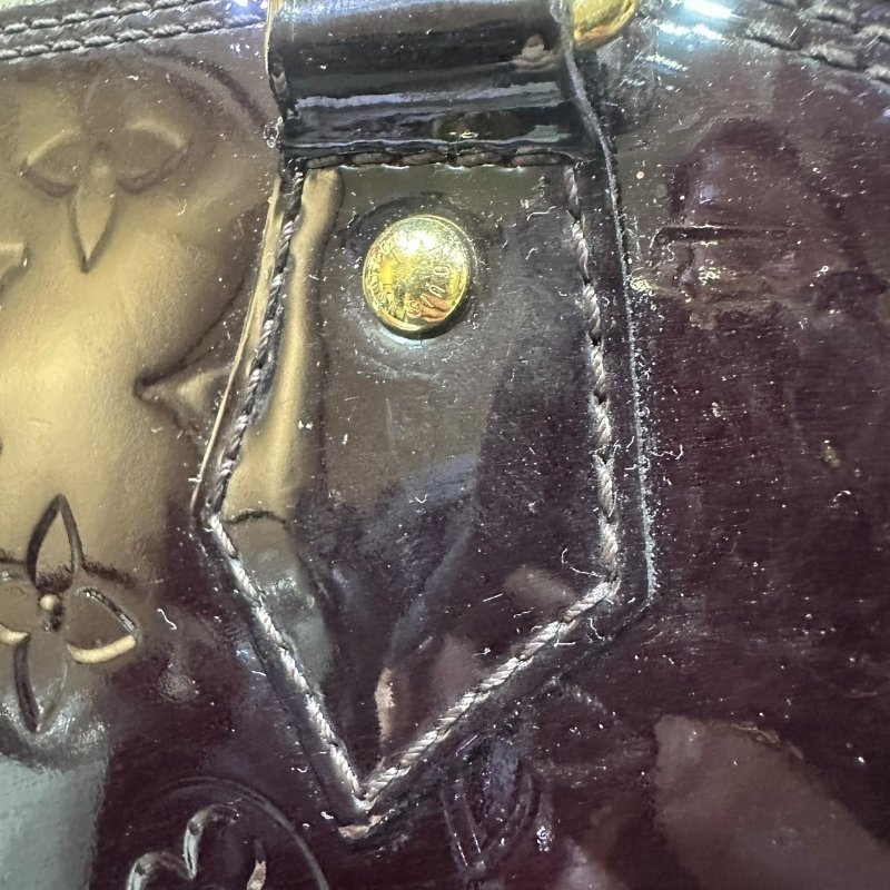 【美收精品】LV深酒紅色矽膠皮肩背包  5-84-8