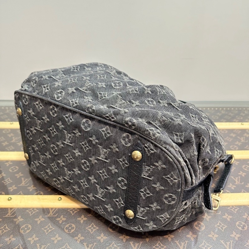 LV黑色牛仔丹寧hobo托特包40*26*18 98新配件塵袋-5