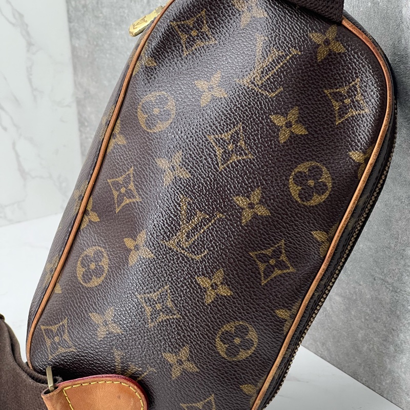 香緹國際精品 844 LV 蛋蛋胸包 #男女同款-7