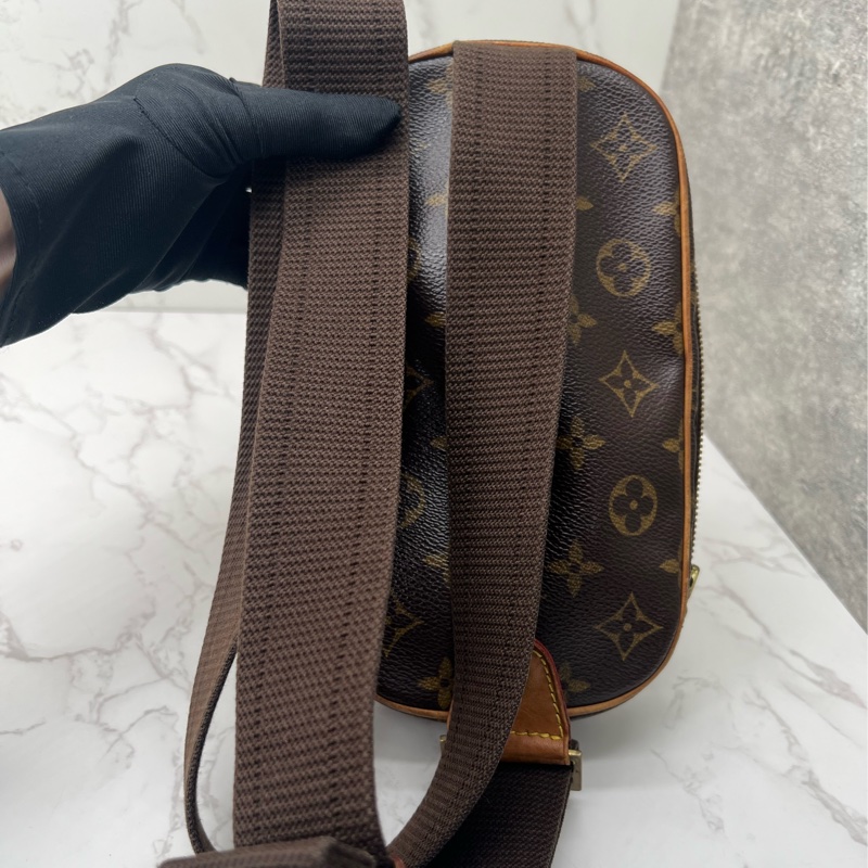 香緹國際精品 844 LV 蛋蛋胸包 #男女同款-10