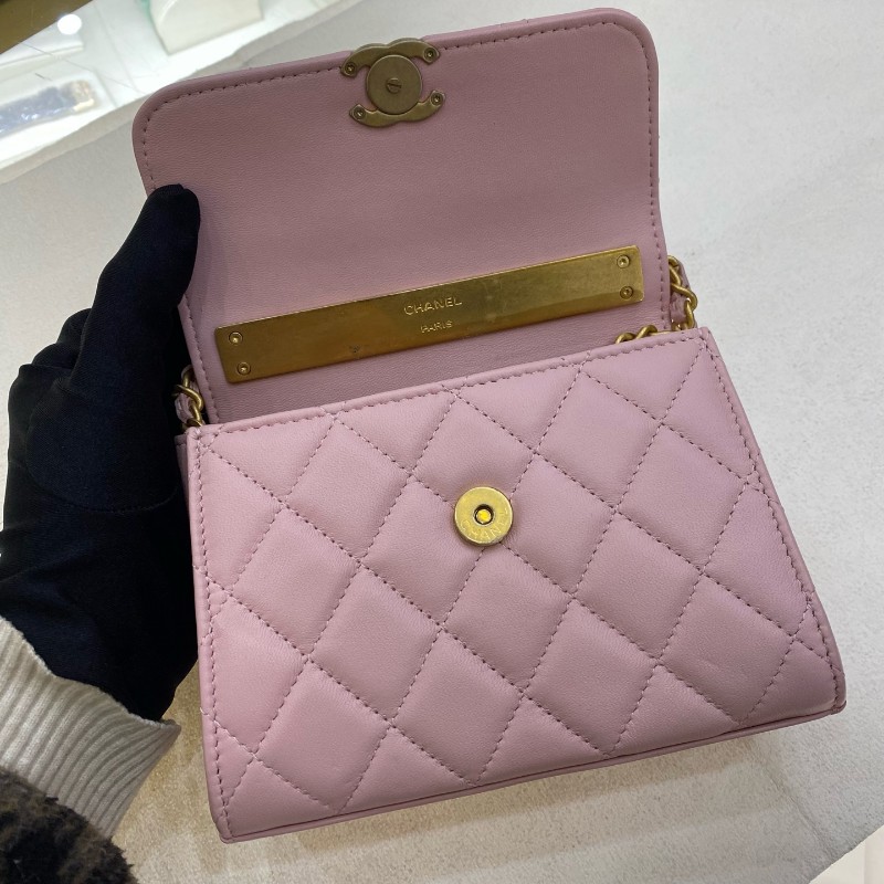 Chanel 粉紅色琺瑯手柄Kelly 羊皮-15